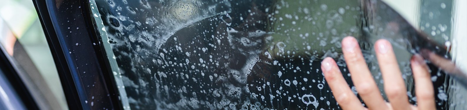 Ramen Blinderen in Leeuwarden – Professioneel en Betaalbaar Autoramen Tinten